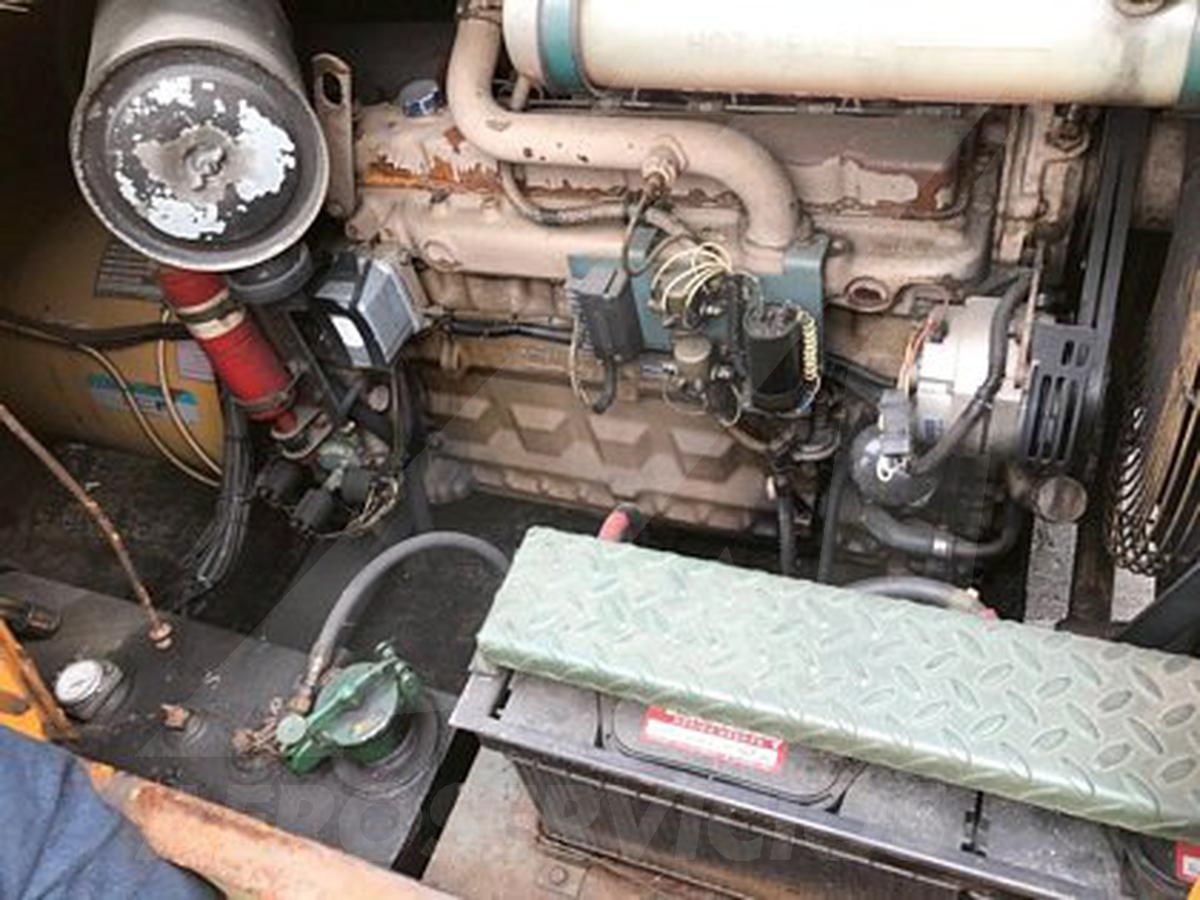 Ground Power Unit S&S TM-4900 JD