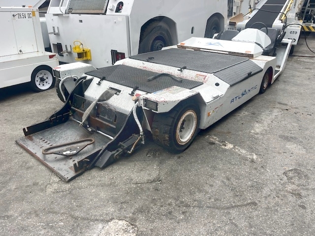 Towbarless Push Back Tractor Lektro AP-8850-SDA