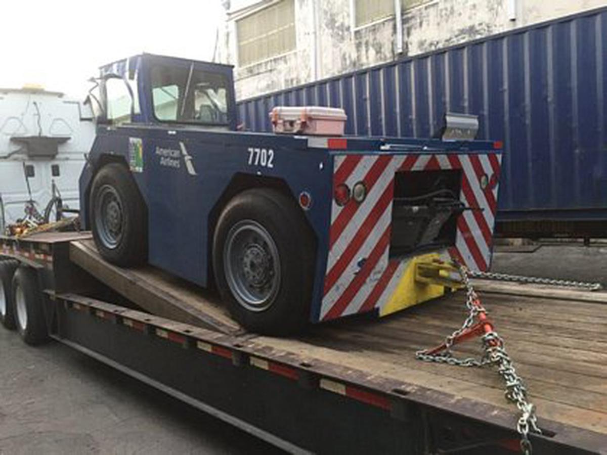 Push Back Tractor S&S GT-1628