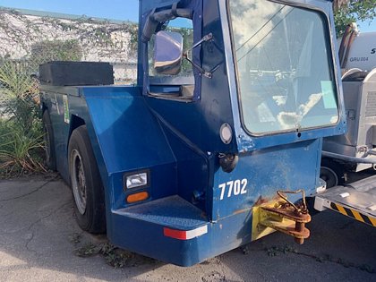 Push Back Tractor S&S GT-1628