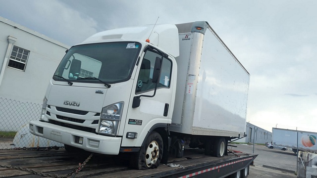 Truck Chassis Isuzu NPR-HD Diesel