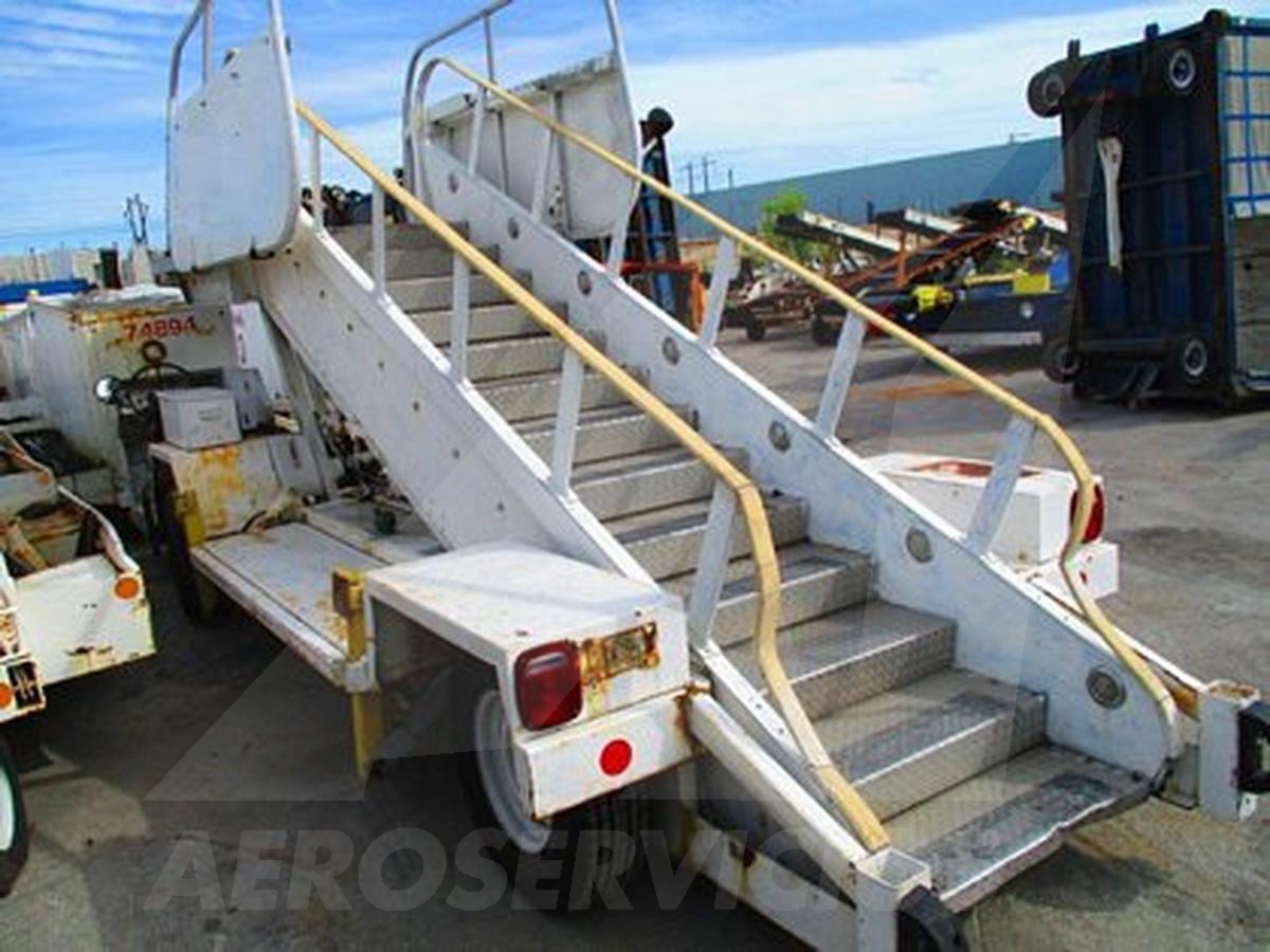 Motorized Passenger Stair Wollard/TLPH 310 DL  - 96/114 in