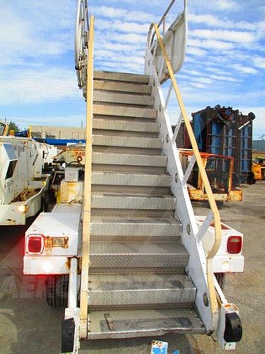 Motorized Passenger Stair Wollard/TLPH 310 DL  - 96/114 in