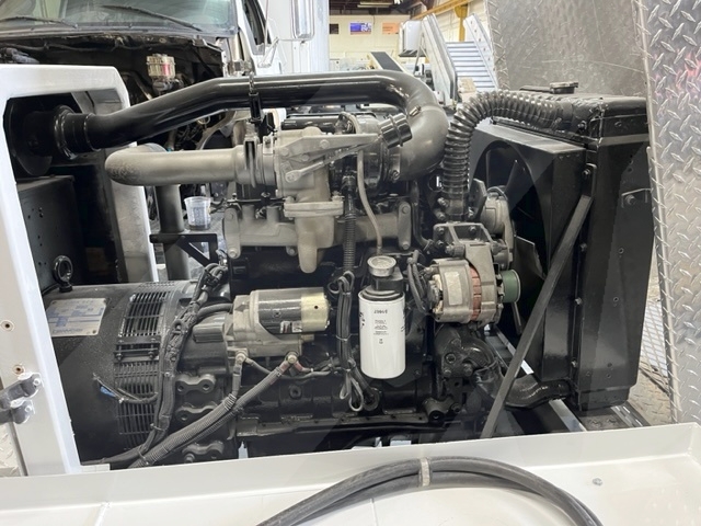 Ground Power Unit TUG 400/60 - 60 kVA+ 28.5 VDC