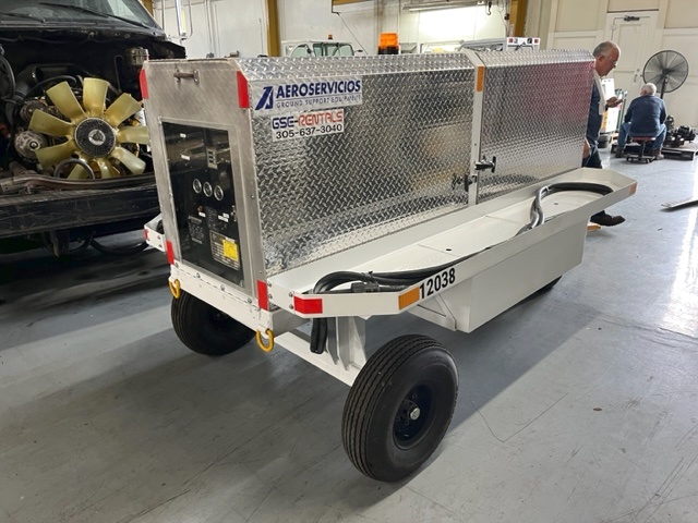 Ground Power Unit TUG 400/60 - 60 kVA+ 28.5 VDC