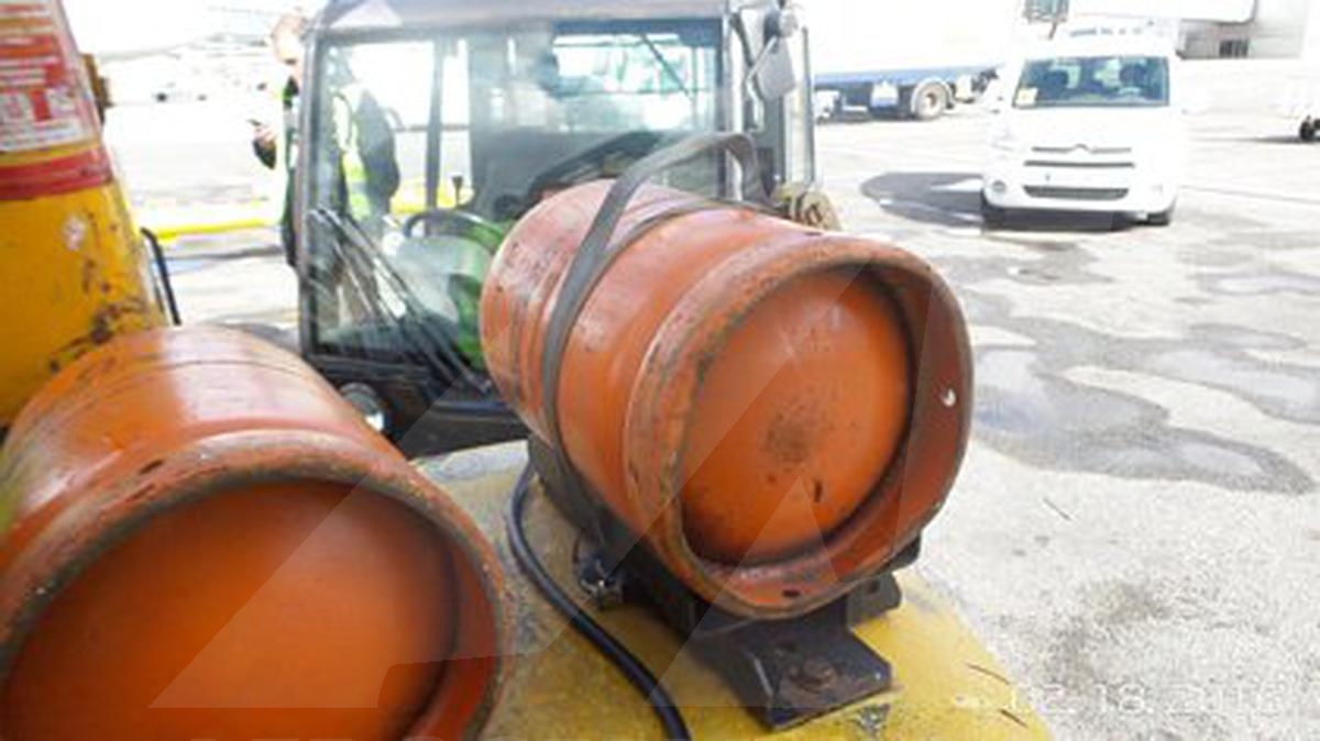 2003 Komatsu FG30HT-14