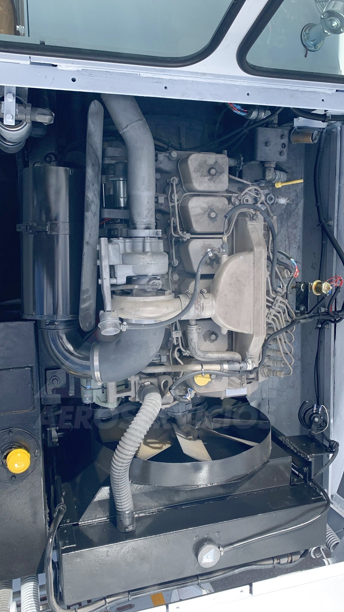 Push Back Tractor Hough-Paymover T-300