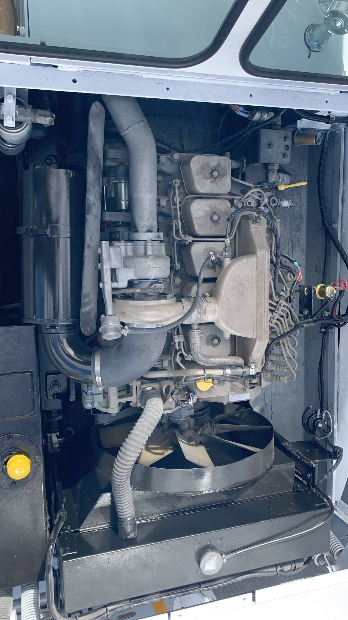 Push Back Tractor Hough-Paymover T-300