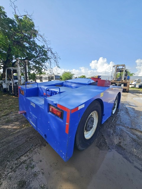 Push Back Tractor FMC B350E