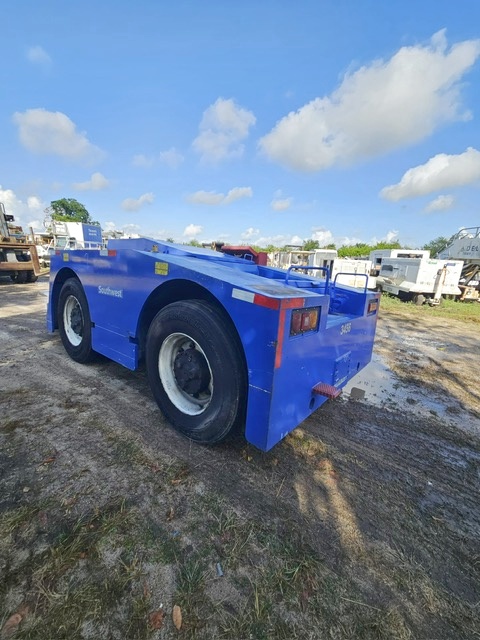 Push Back Tractor FMC B350E