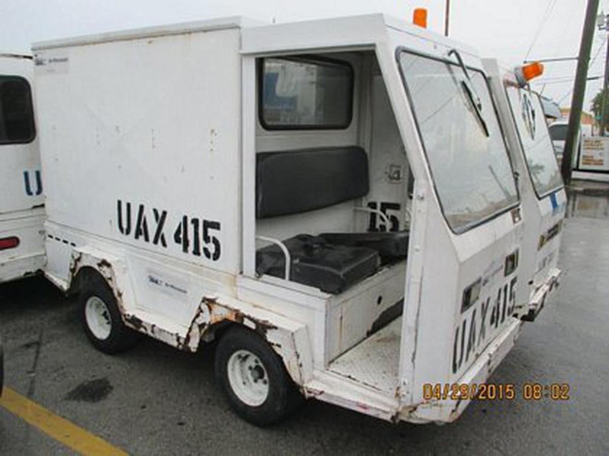 2004 Taylor-Dunn B2-48-TT