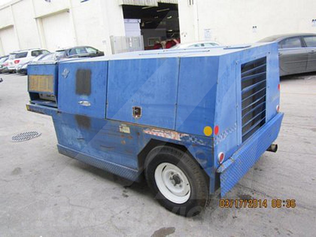 1990 Stewart & Stevenson TMFW-4900 JD