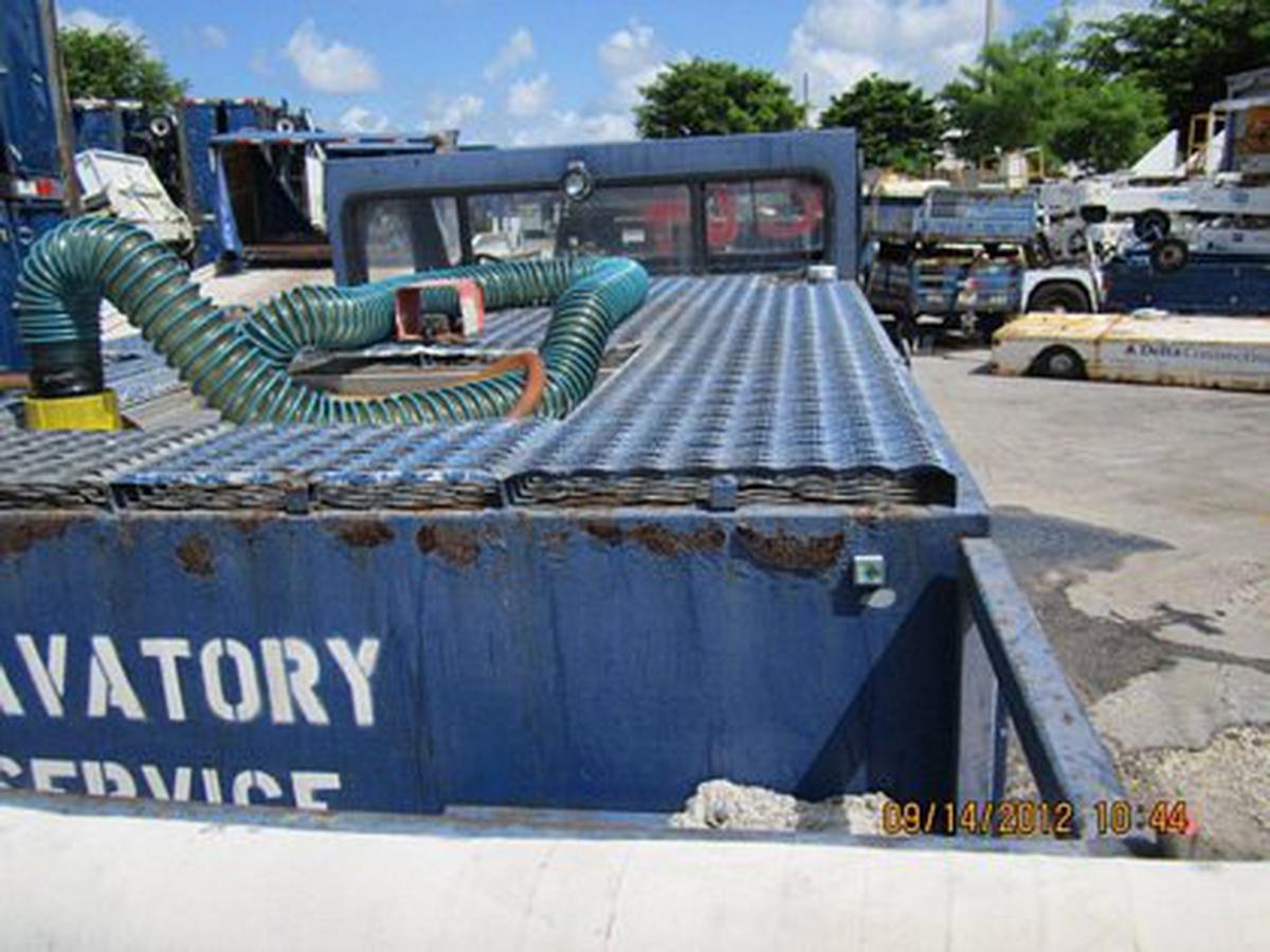 Tank Lift-A-Loft APV- LAV