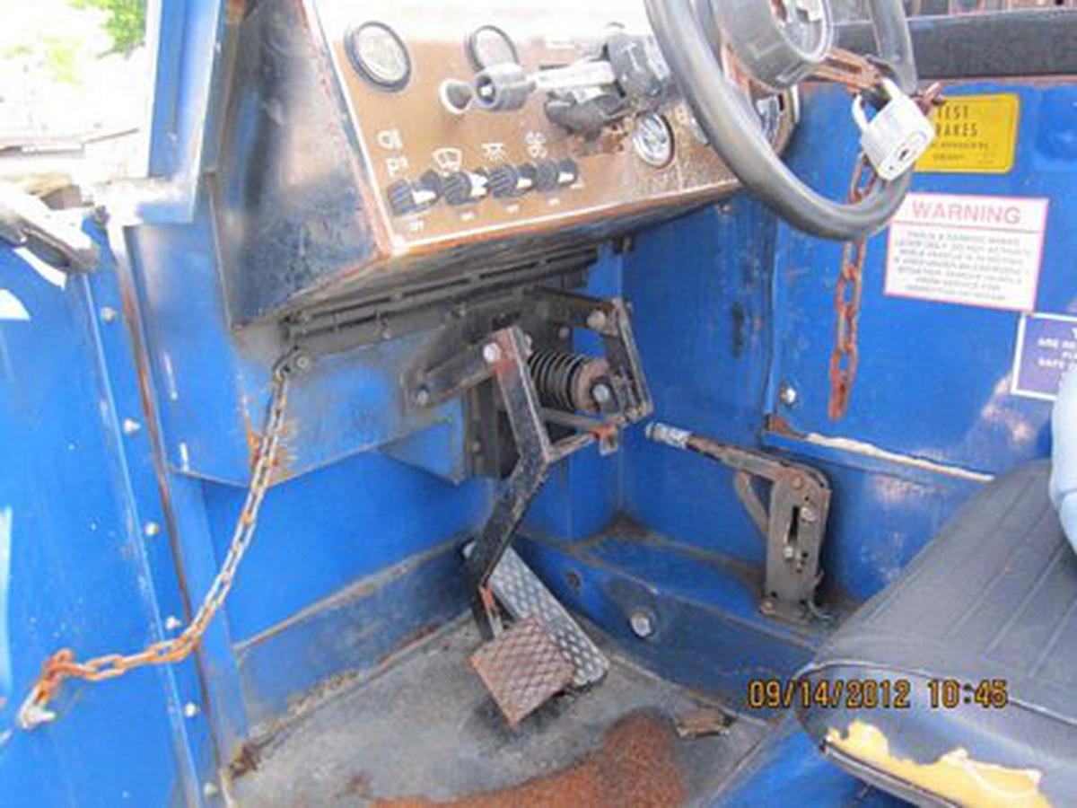 Tank Lift-A-Loft APV- LAV