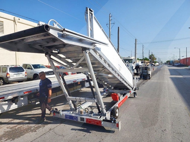 Passenger Stair Towable Standard GSE STD-95-145 2022