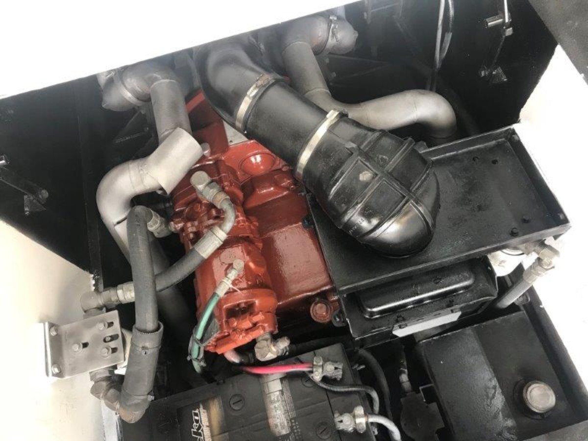 Push Back Tractor FMC B-500