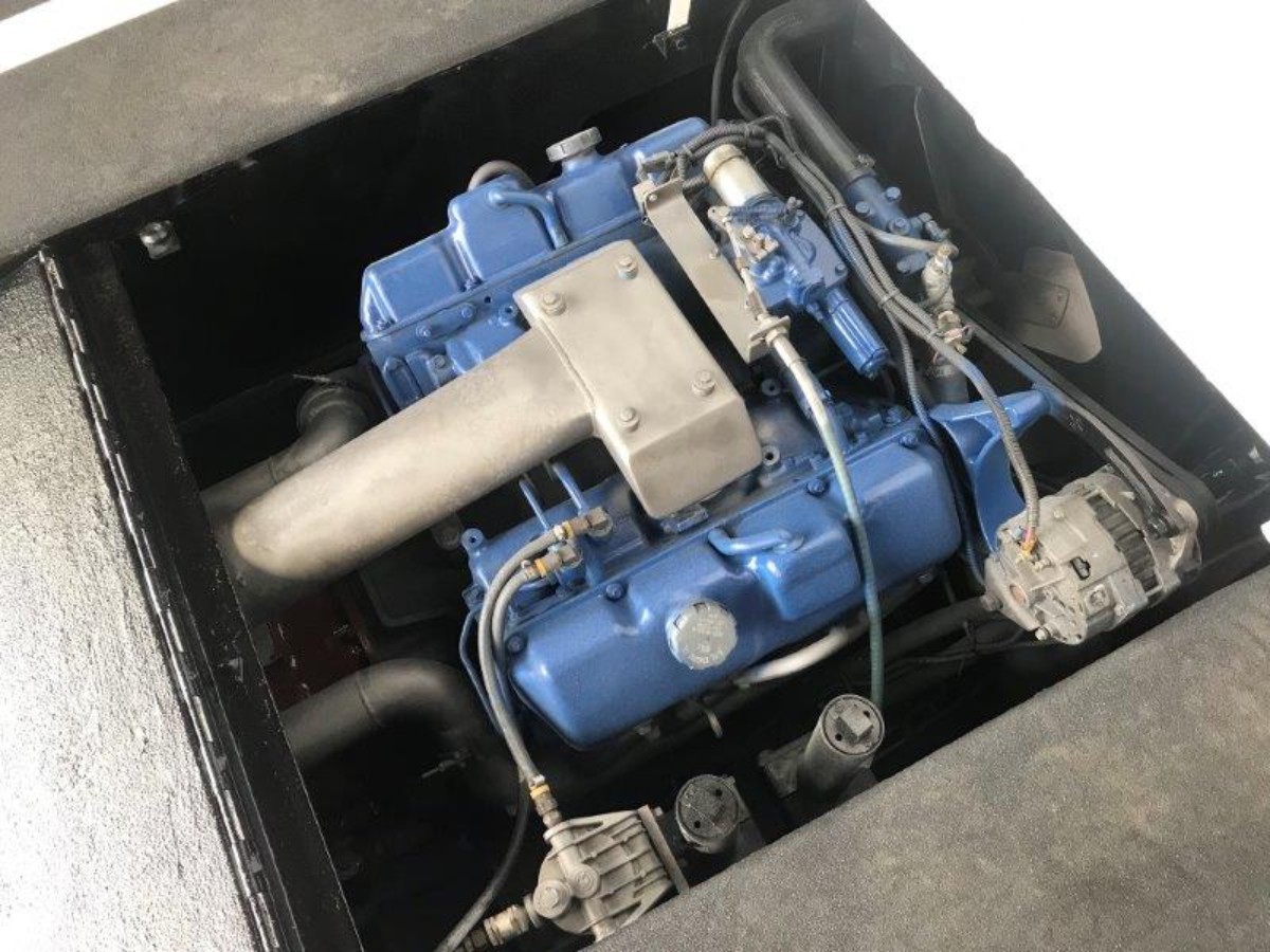 Push Back Tractor FMC B-500