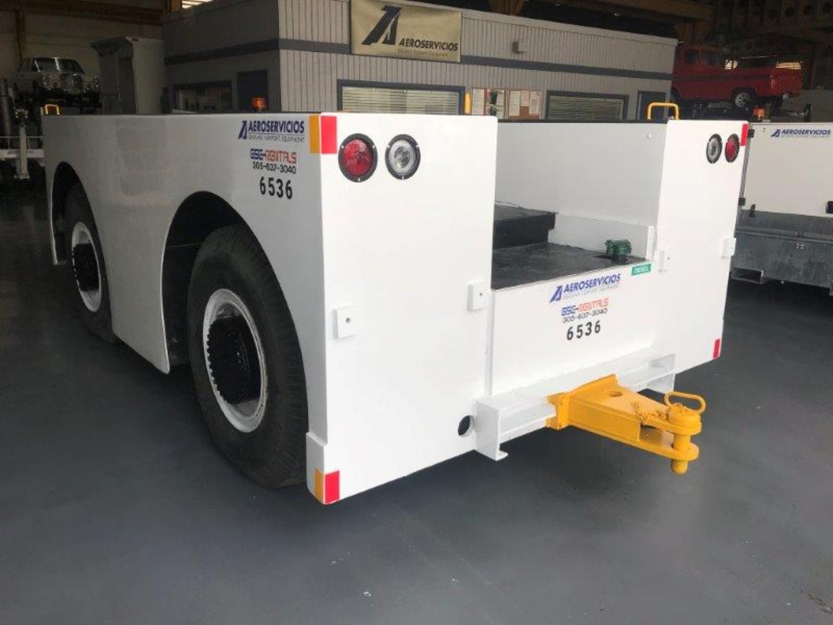 Push Back Tractor FMC B-500