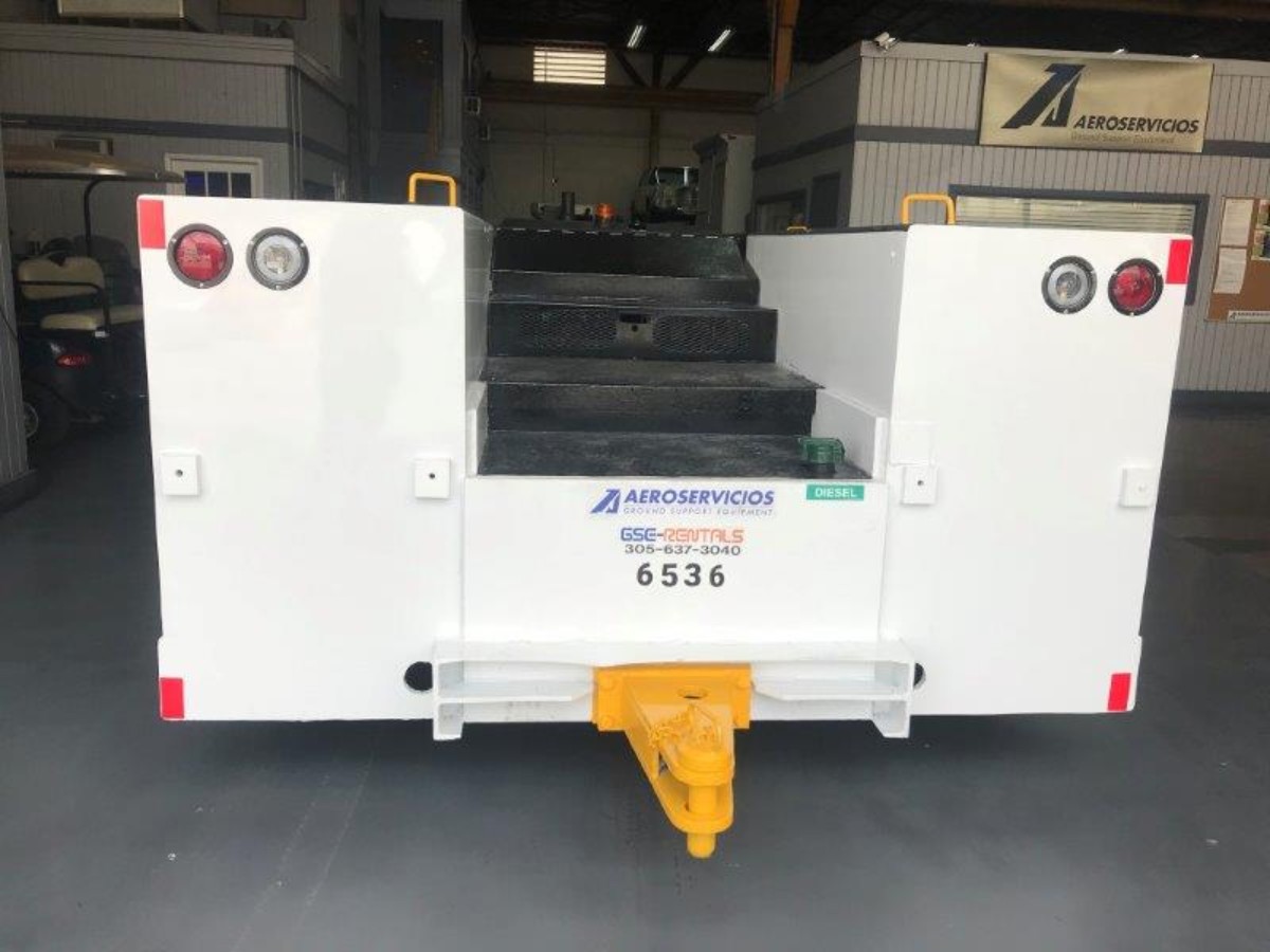 Push Back Tractor FMC B-500