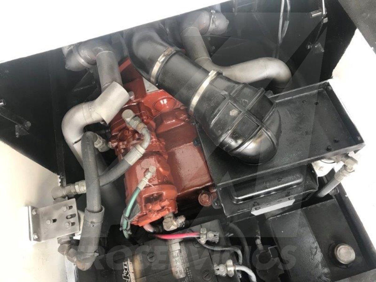 Push Back Tractor FMC B-500