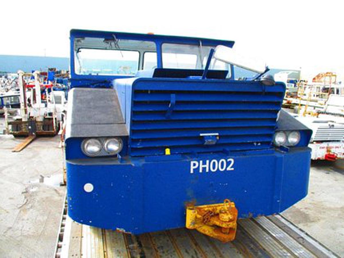 Push Back Tractor Hough-Paymover T-180 FA