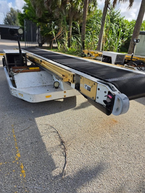Towable Belt Loader Wasp A208428D