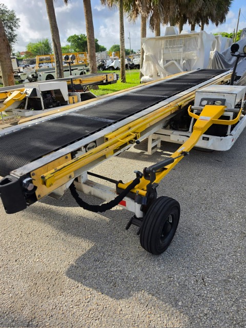 Towable Belt Loader Wasp A208428D