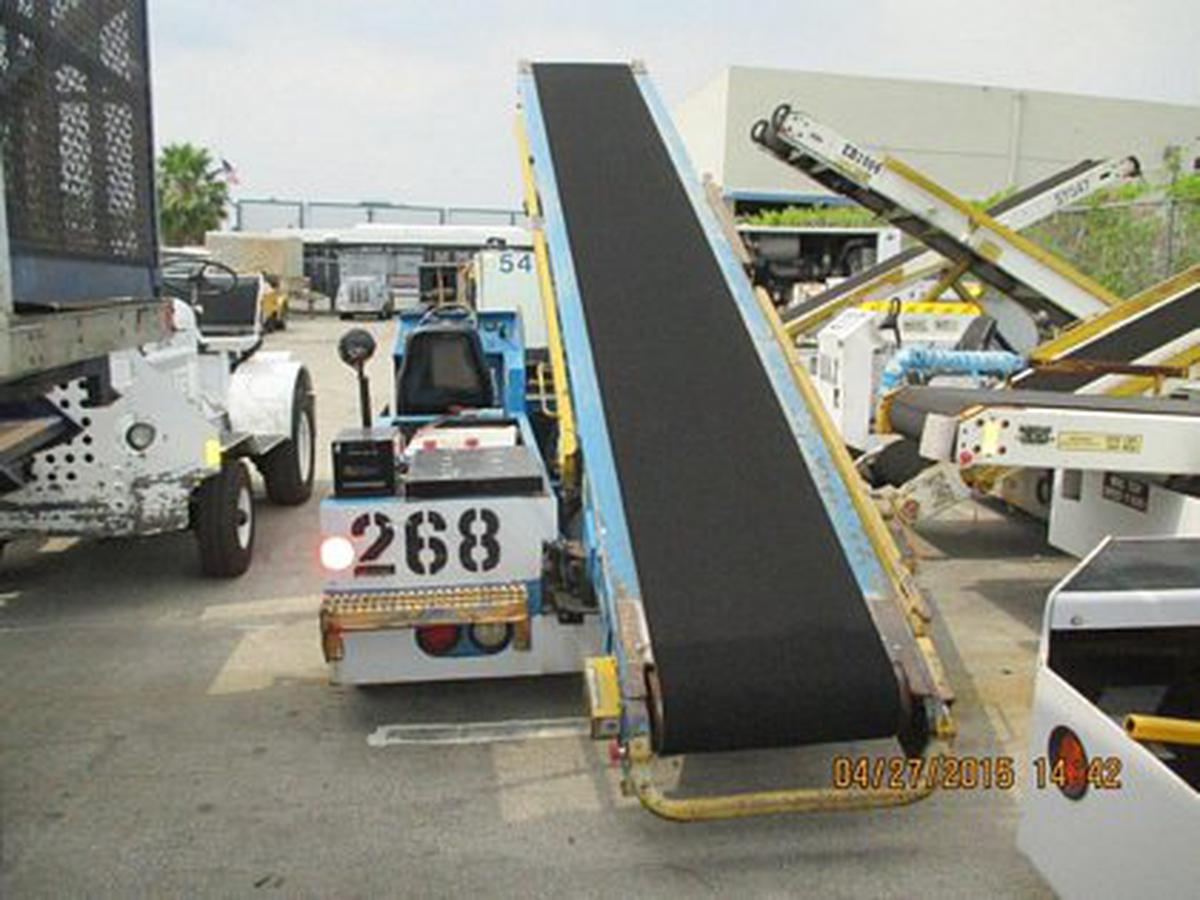 Belt Loader Tug 440-E