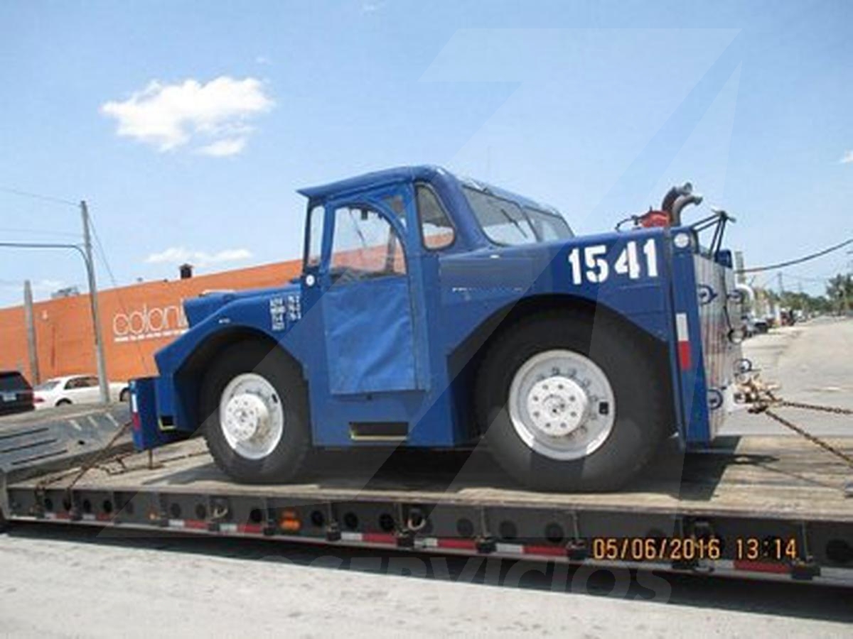 Push Back Tractor Hough-Paymover T-300