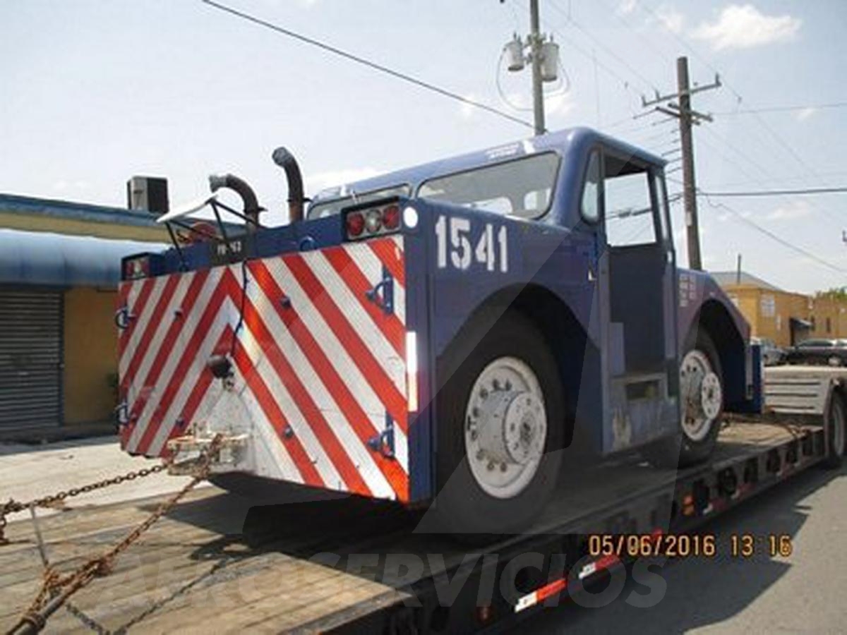 Push Back Tractor Hough-Paymover T-300