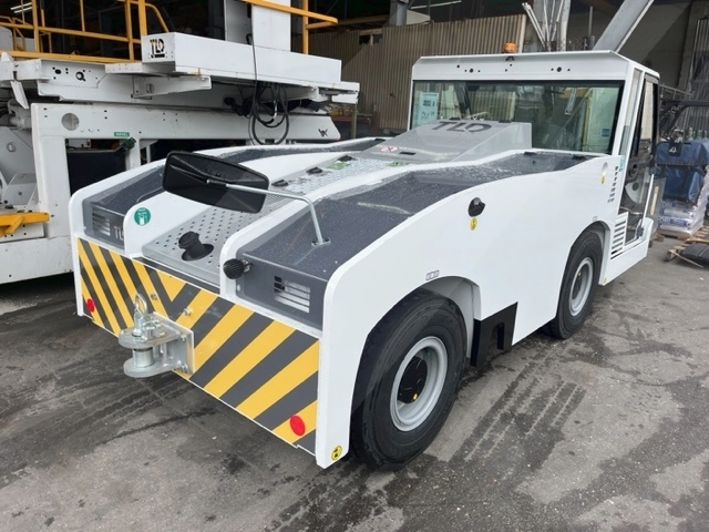 Push Back Tractor TLD TMX-150-9 Tier 4F