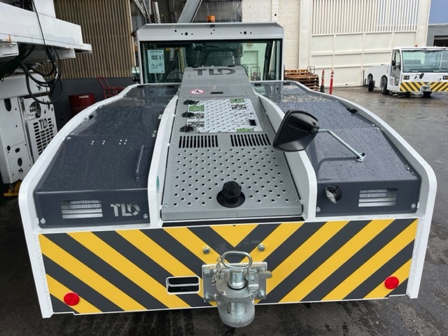 Push Back Tractor TLD TMX-150-9 Tier 4F