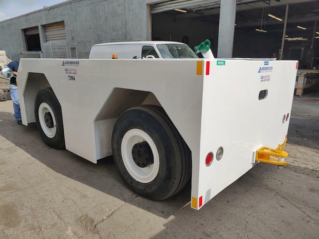 Push Back Tractor S&S GT-50