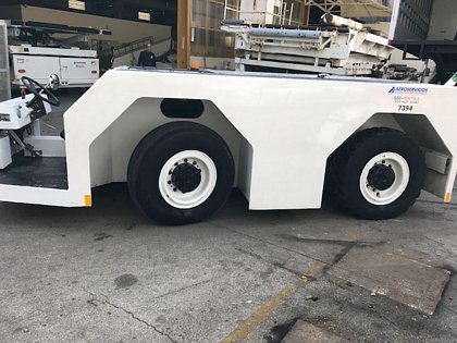 Push Back Tractor S&S GT-50