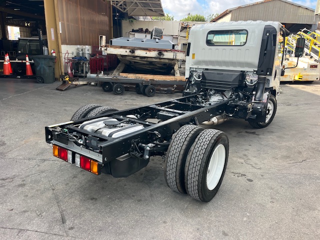 Truck Chassis Isuzu NPR - Gasoline