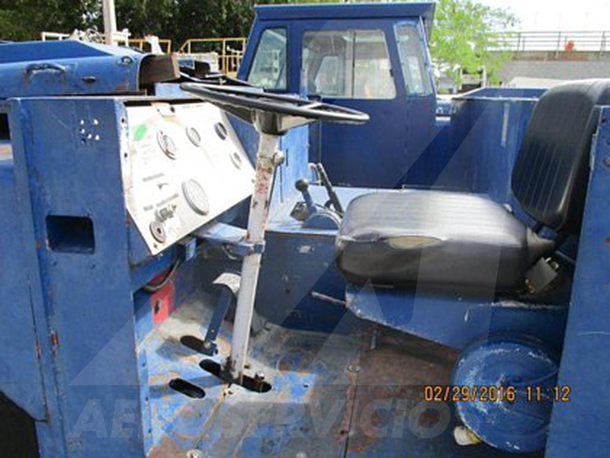 Push Back Tractor Hough-Paymover T-300 SL