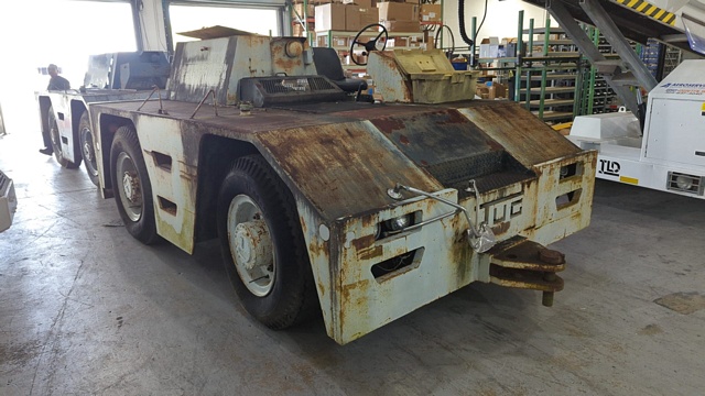 Push Back Tractor Tug MC15-4