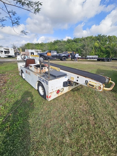 Belt Loader Tug 440-E