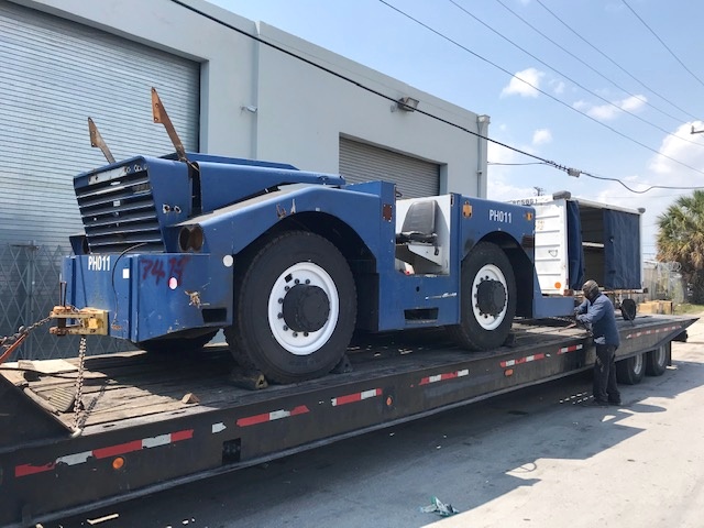 Push Back Tractor Hough-Paymover T-300