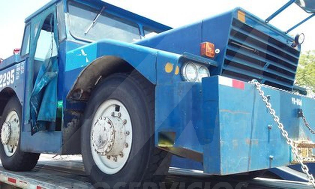 Push Back Tractor Hough-Paymover T-300