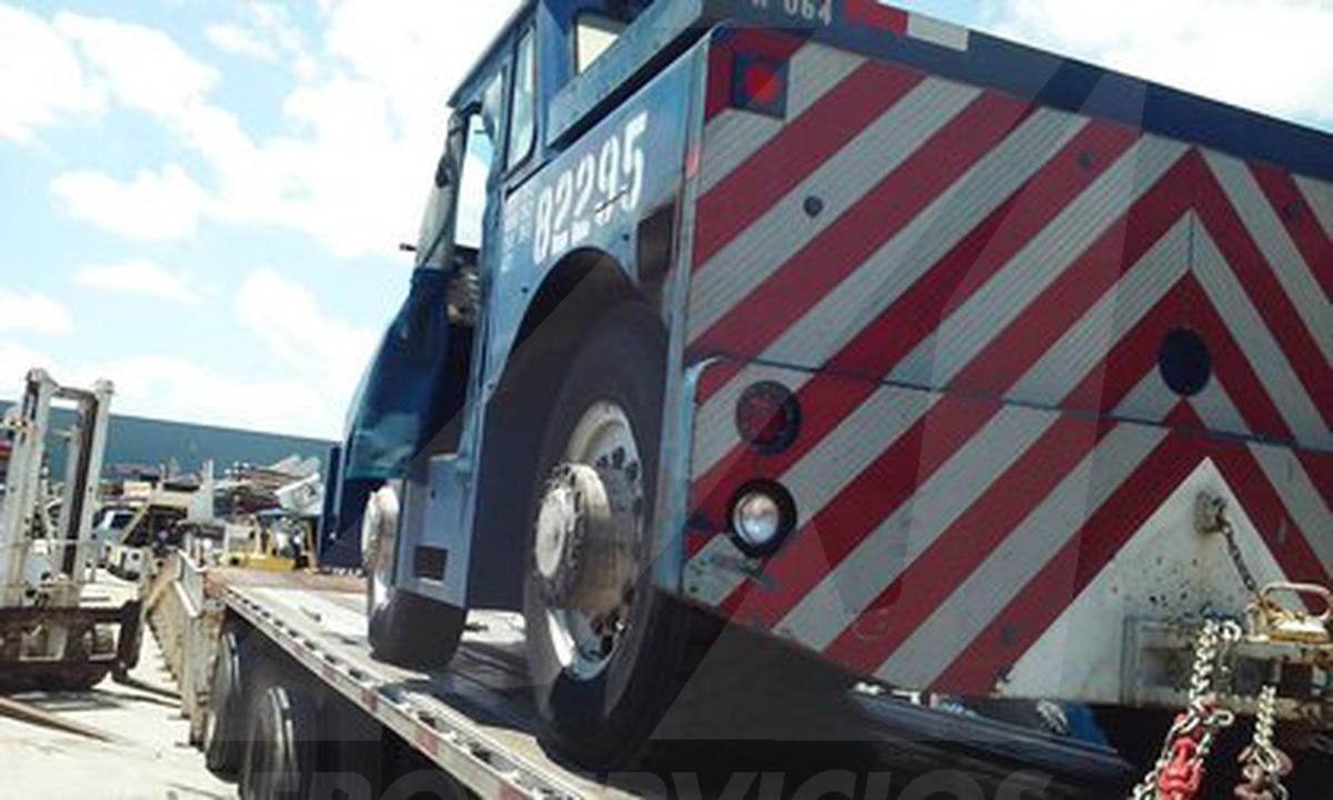 Push Back Tractor Hough-Paymover T-300