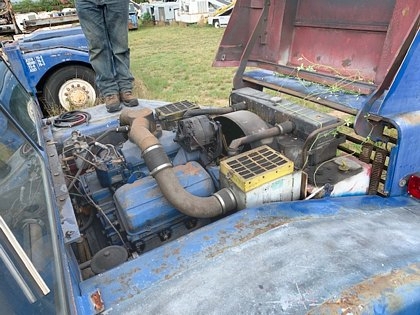 Push Back Tractor Hough-Paymover T-300