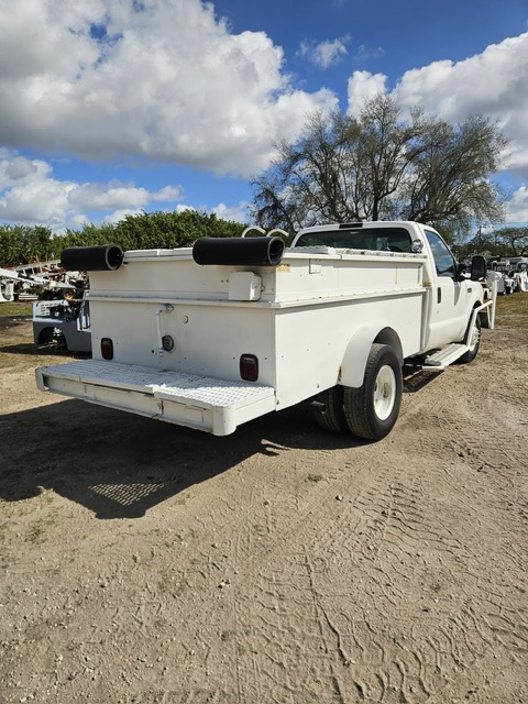 Lavatory Truck Ford/Wollard F-350/TLS-770