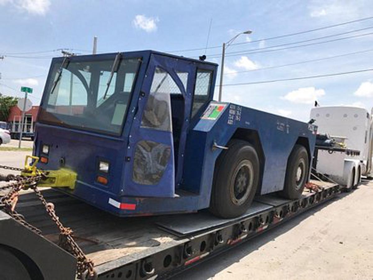 Push Back Tractor S&S GT-50