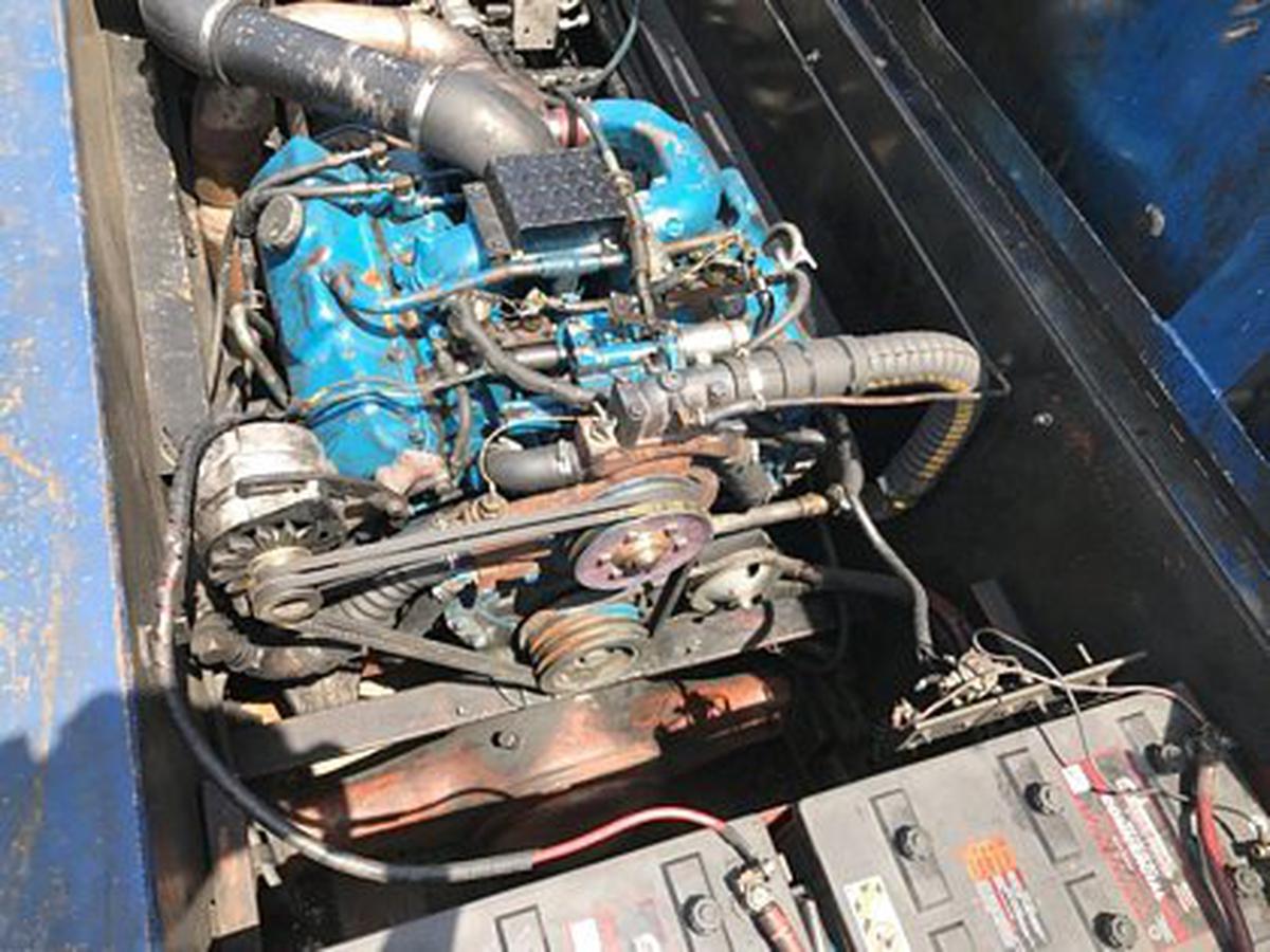 Push Back Tractor S&S GT-50