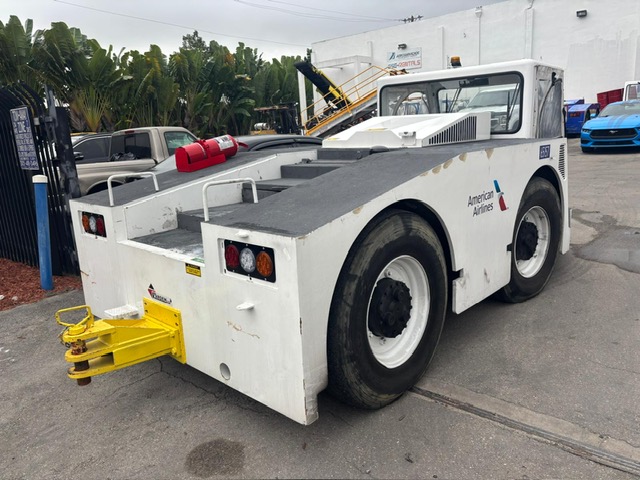 Push Back Tractor FMC B-350