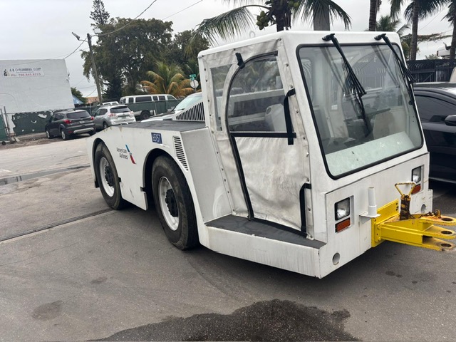 Push Back Tractor FMC B-350