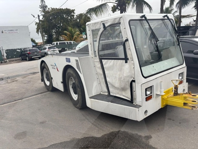 Push Back Tractor FMC B-350