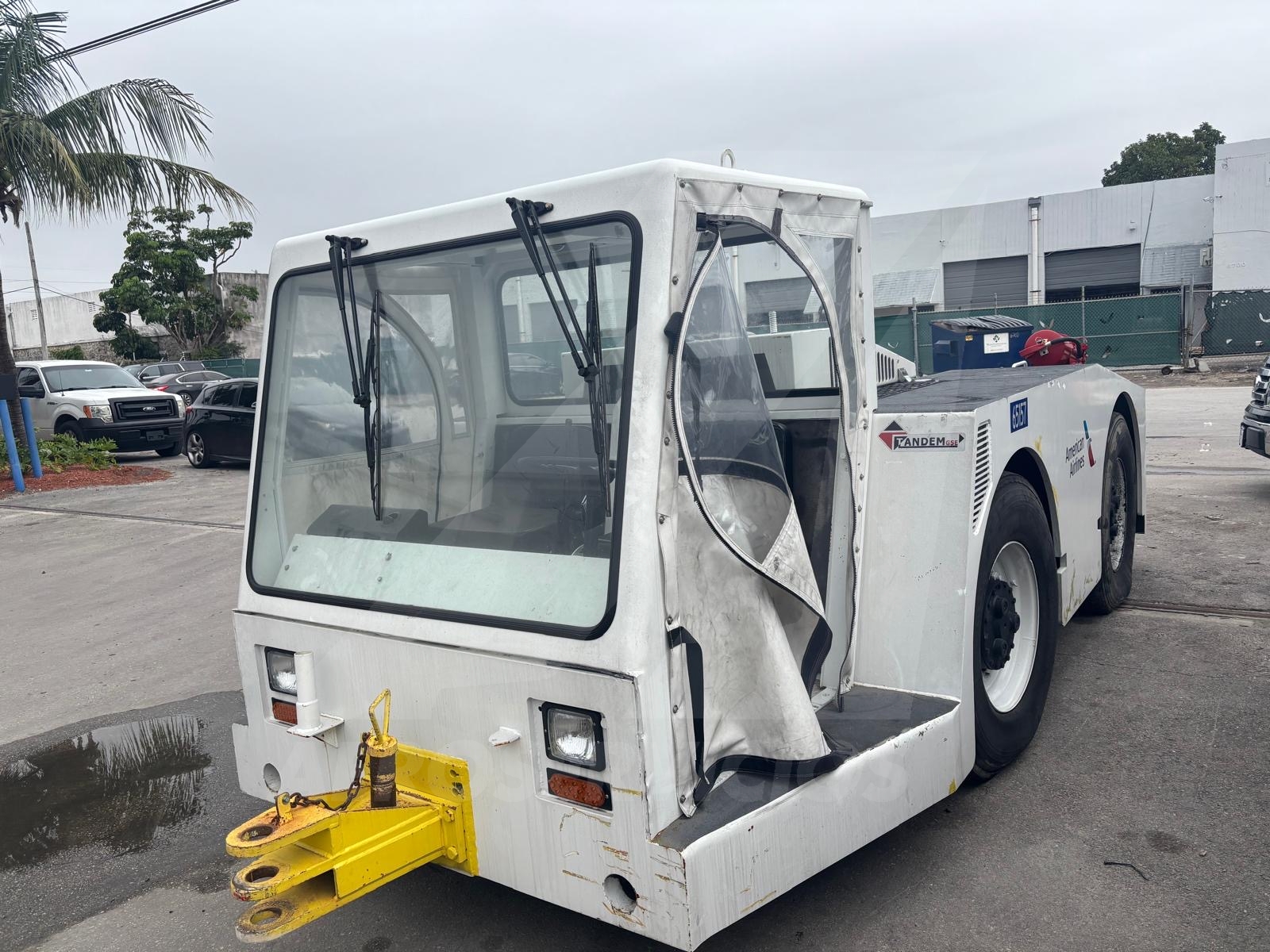 Push Back Tractor FMC B-350