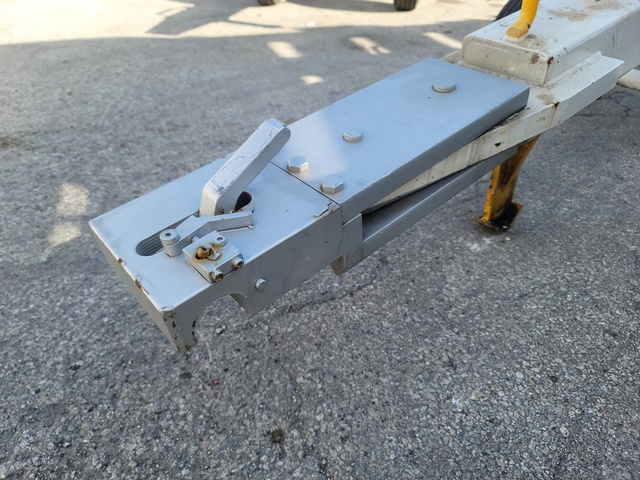 Tow Bar Settles Precision Mfg. A-3-44